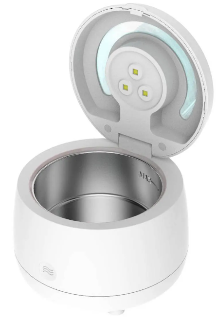 Nettoyeur ultrasonique prothèses dentaires blanc avec couvercle ouvert et cuve en acier inoxydable